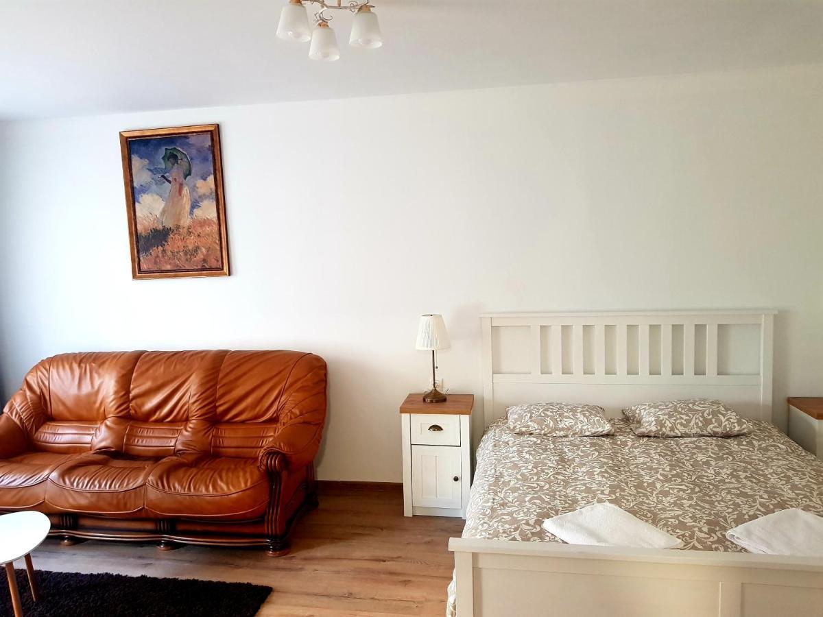 Twins Apartments Совата Екстер'єр фото