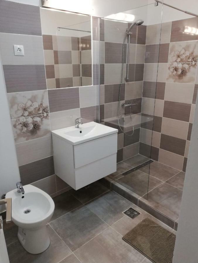Twins Apartments Совата Екстер'єр фото